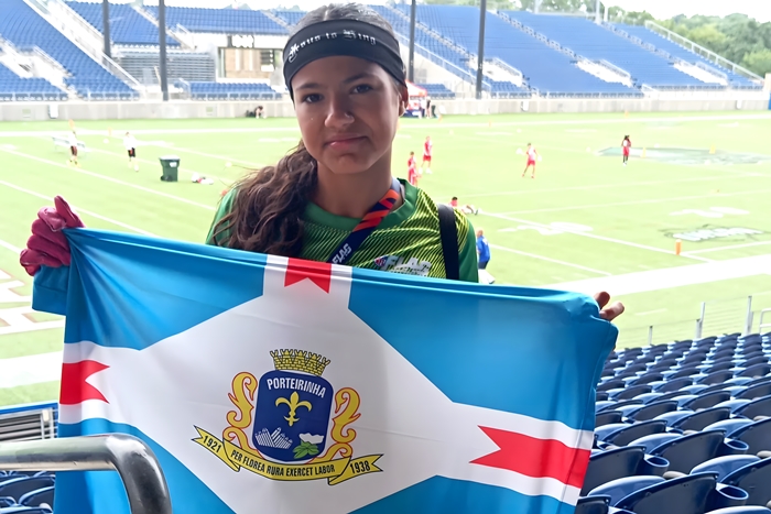 Rebeca, de Porteirinha para os holofotes internacionais da NFL Flag.
