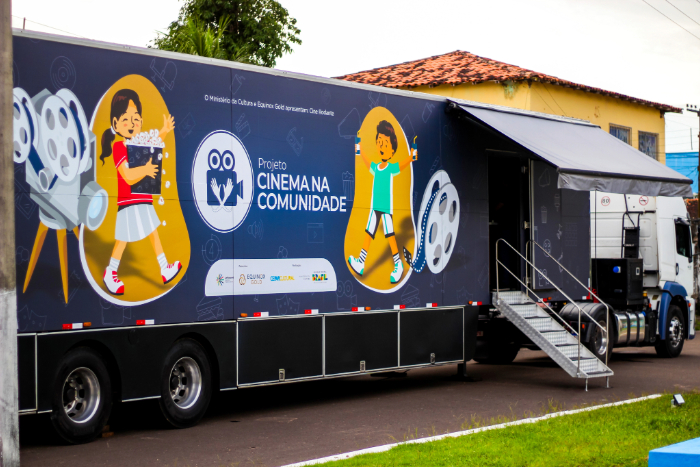 Projeto Cinema na Comunidade chega em Porteirinha e Janaúba.