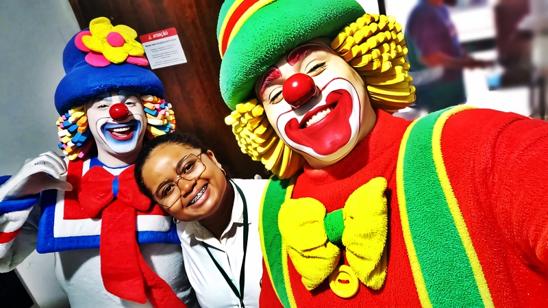 Rádio Liberdade 87,9 FM de Porteirinha - MG - Patati Patatá se apresentam este fim de semana no Sky Circus em Porteirinha-MG 2
